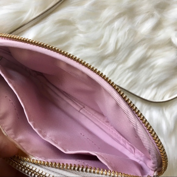 🌸COACH Daisy Field Pebbled Leather Crossbody - Picture 7 of 16